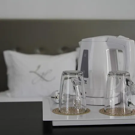 Lazza Hotel 4*