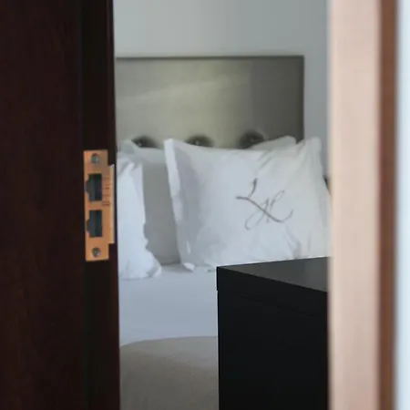 Lazza Hotel