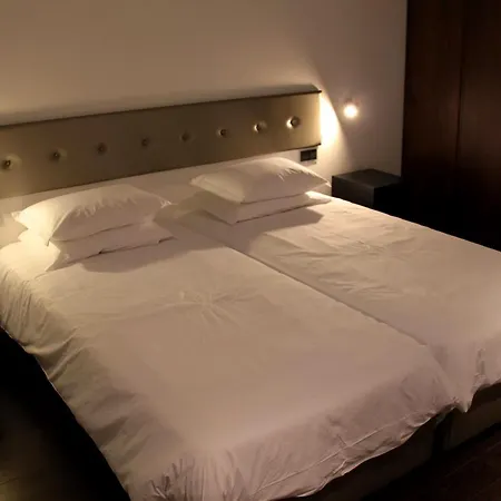 Hotel Lazza 4*