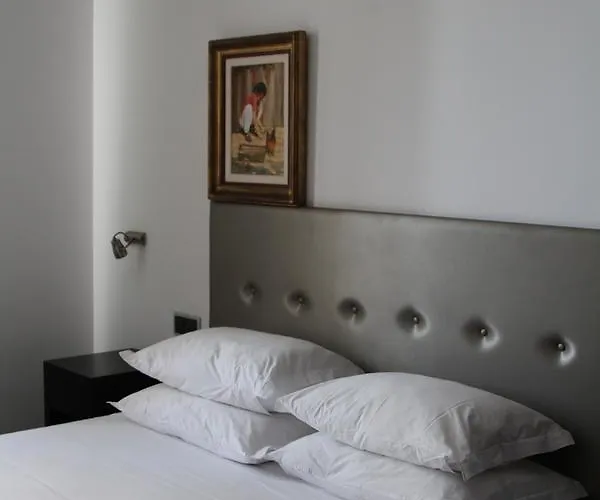 Lazza Отель Фигейра-да-Фош